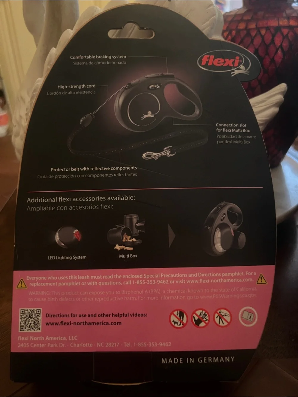 Flexi New Classic Retractable Dog Leash 16 ft | Made in Germany | New